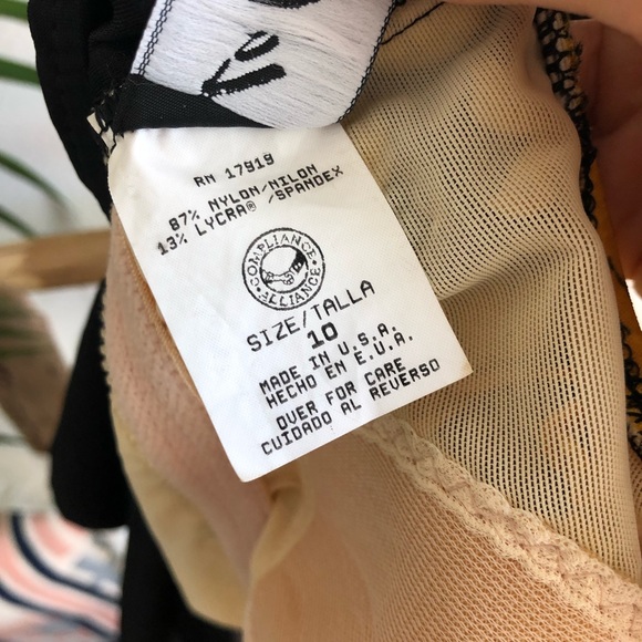 SOLD- Vintage La Playa One piece Swimsuit - Picture 5 of 7